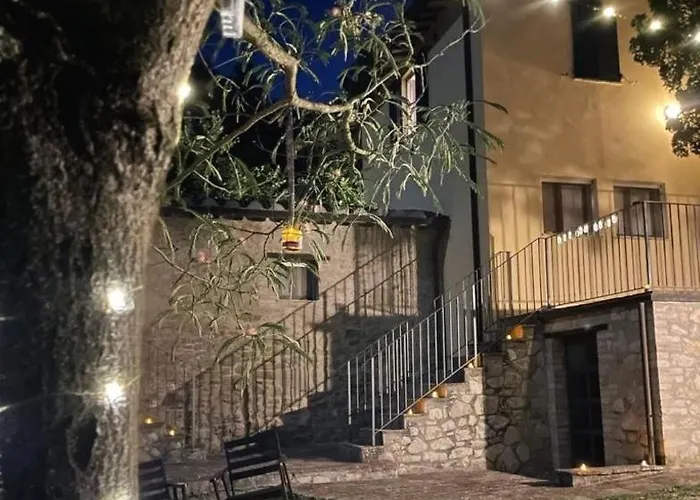 招待所 La Casaccia 3*